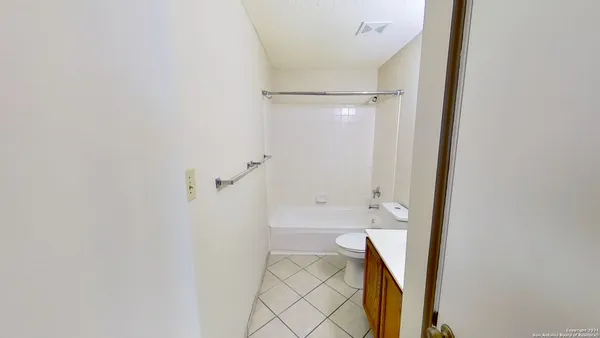 $2,110 | 2547 Smokey Creek, Schertz, TX 78154