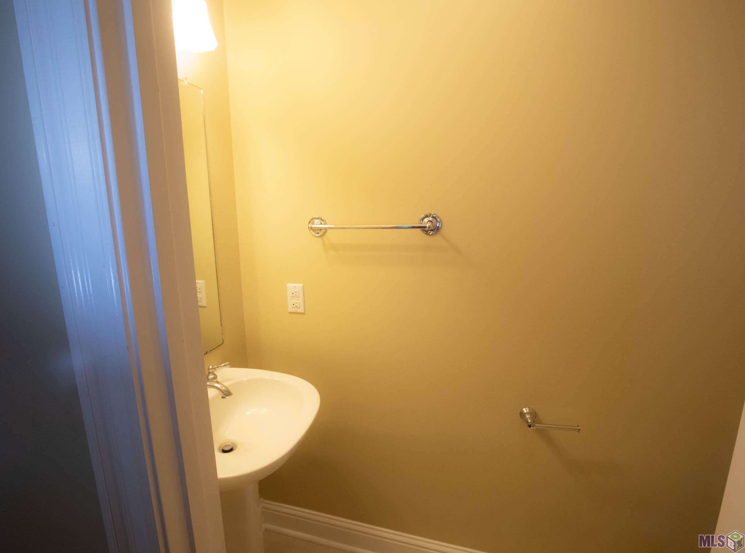 732 Troutbeck Drive Baton Rouge, LA 70810 - Photo 6 of 9