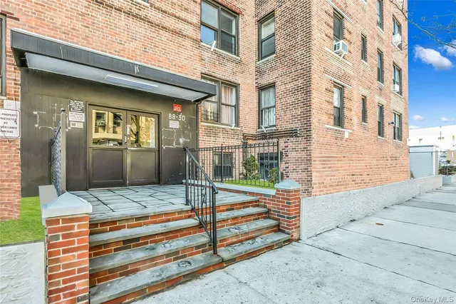 $175,000 | 88-30 182nd Street, Unit 4D | Jamaica