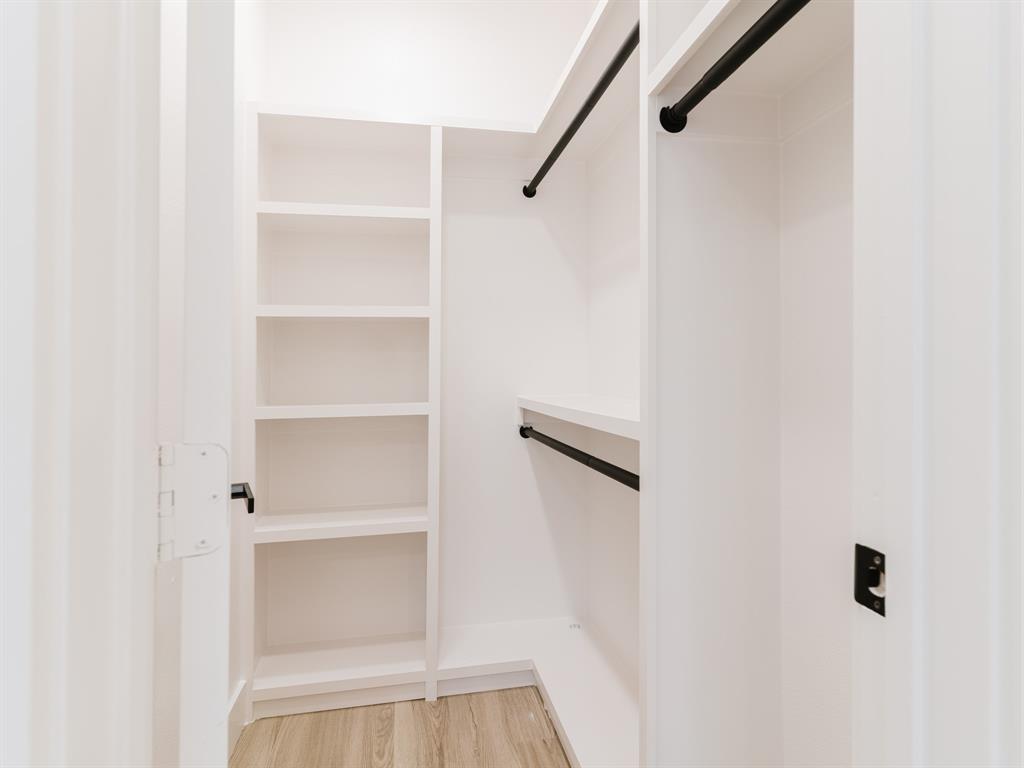 1007 Strickland Street Dallas, TX 75216 - Photo 13 of 21