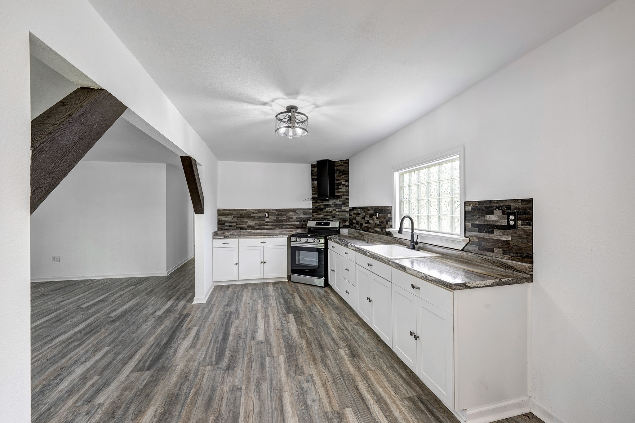 639 Manor Street Houston, TX 77015 - Photo 14 of 42