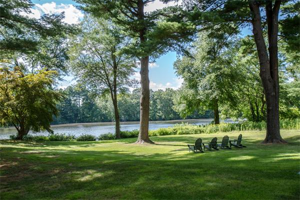 471 Grove Street Needham, MA 02492 - Photo 5 of 27