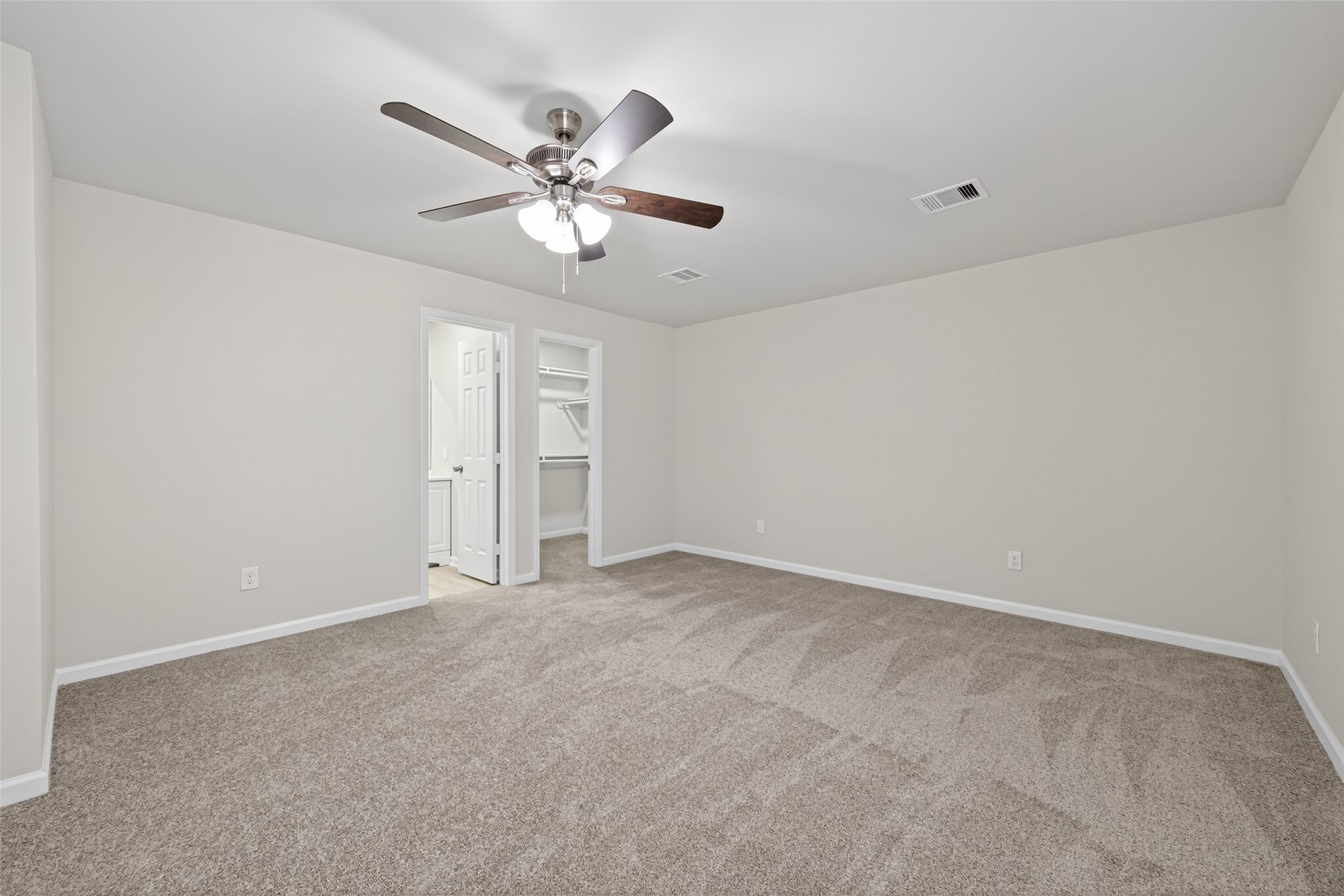 1238 Hopper Road Houston, TX 77037 - Photo 14 of 40 a view of an empty room