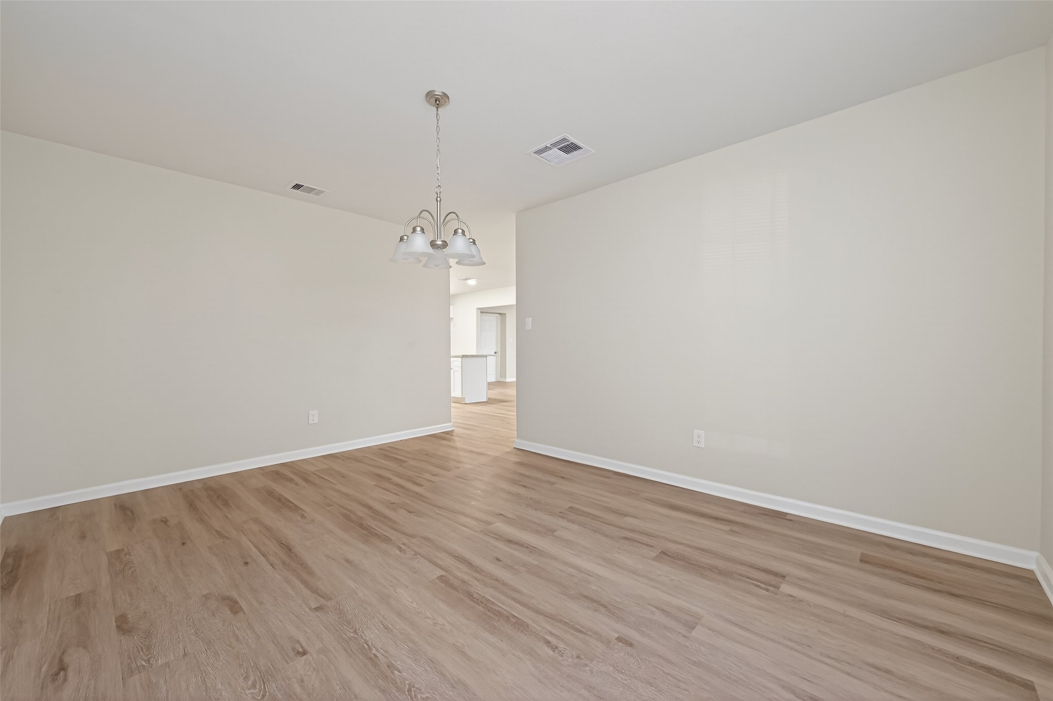 1238 Hopper Road Houston, TX 77037 - Photo 34 of 40 wooden floor in an empty room