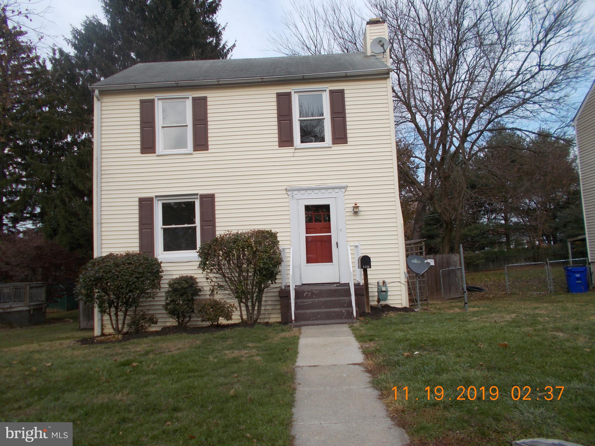 1136 Fairview Road Hagerstown, MD 21742 - Photo 1 of 16 FRONT OF HOUSE