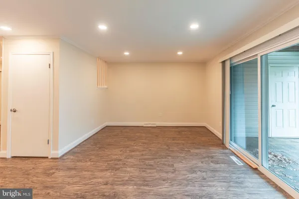 $3,200 | 308 Wayne Court, Holland, PA 18966