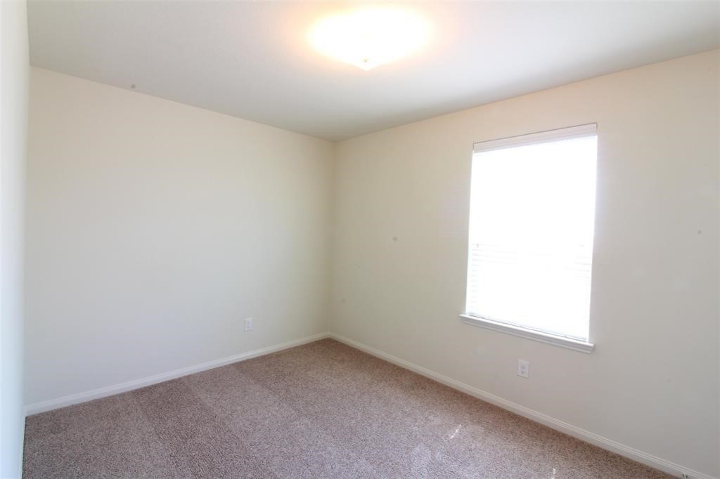 8202 Sandy Sea Road Cove, TX 77523 - Photo 13 of 17