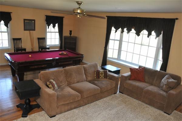 27 Bartlett Road Methuen, MA 01844 - Photo 12 of 30 Gallery Image 12