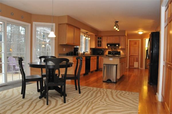 27 Bartlett Road Methuen, MA 01844 - Photo 10 of 30 Gallery Image 10