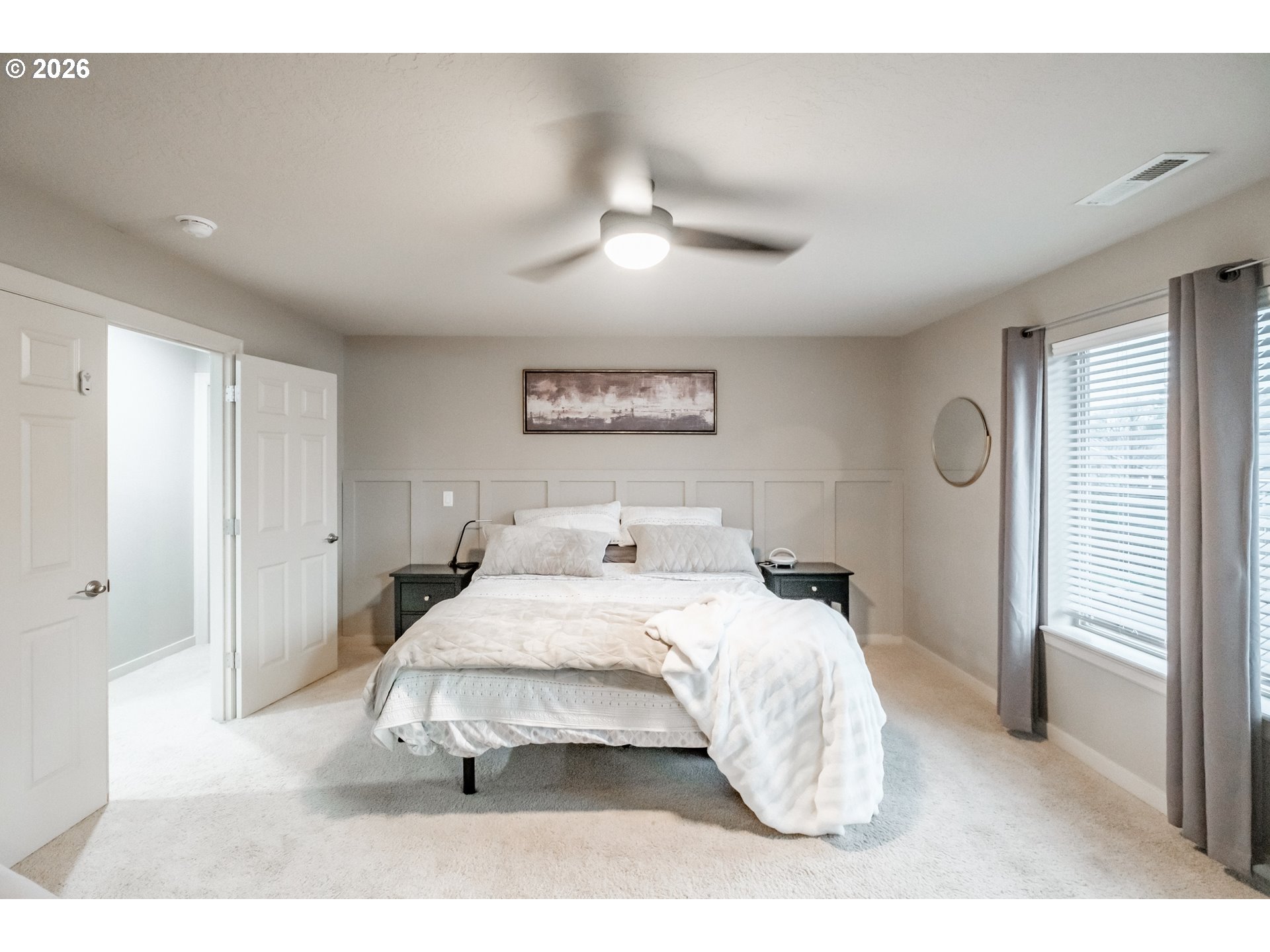 1000 Tasha Way Lebanon, OR 97355 - Photo 18 of 48 a bedroom with a bed and a large mirror