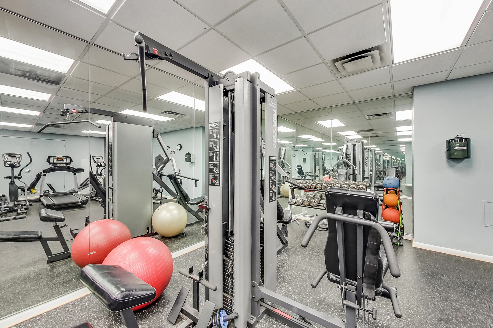 1200 West Monroe Street, Unit 511 Chicago, IL 60607 - Photo 12 of 12 a view of a room with gym equipment