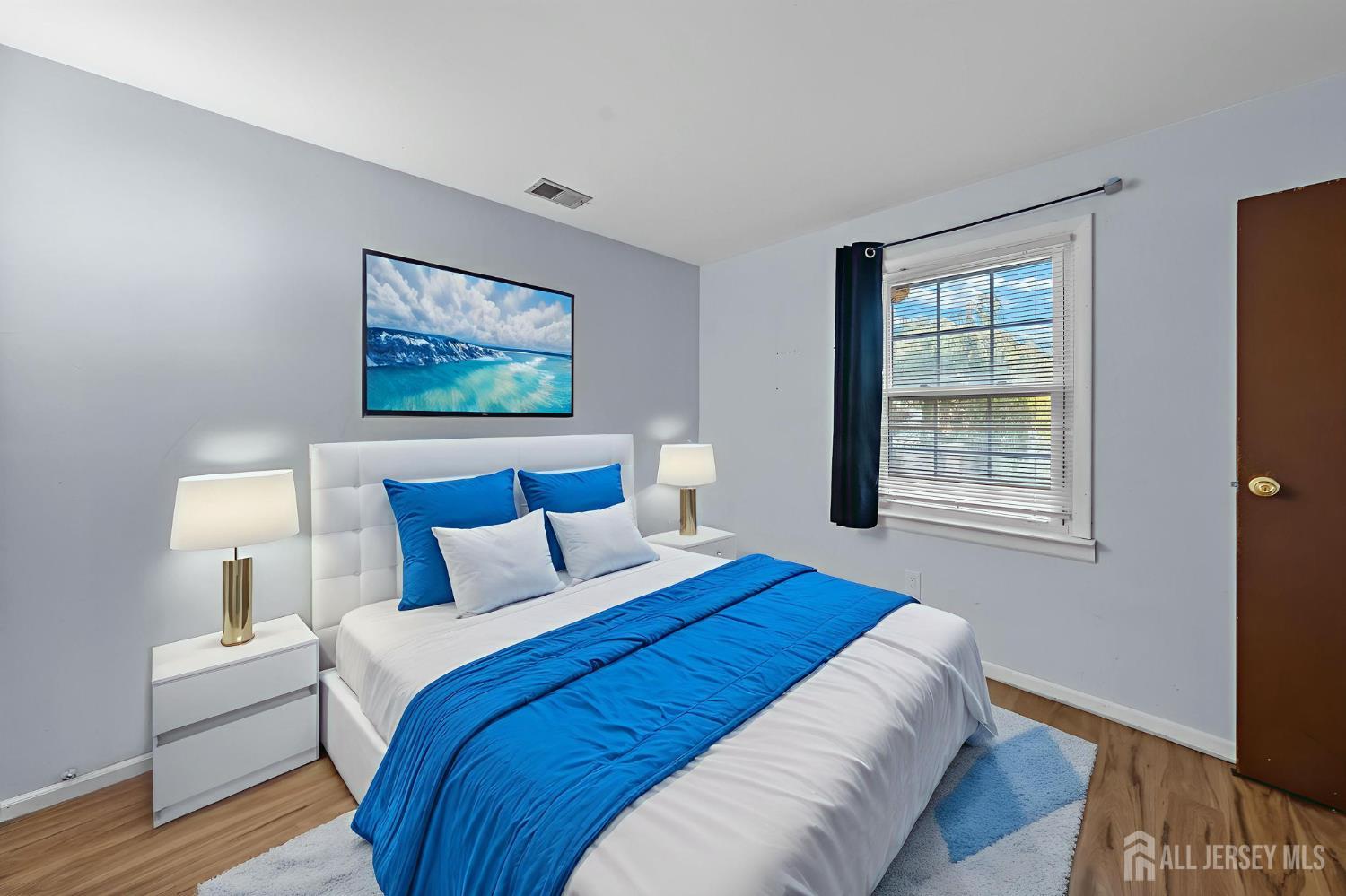 231 Old Road Sewaren, NJ 07077 - Photo 9 of 33