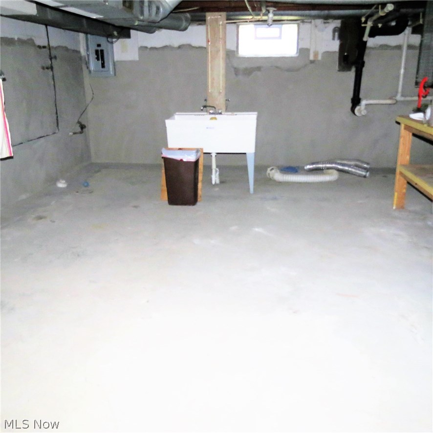 162 State Road Northwest Warren, OH 44483 - Photo 20 of 33 Gallery Image 20