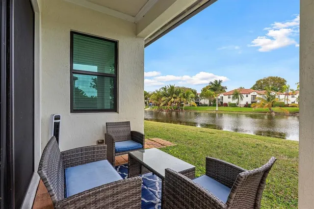 $945,000 | 11855 Southwest 13th Ct., Pembroke Pines, FL 33025