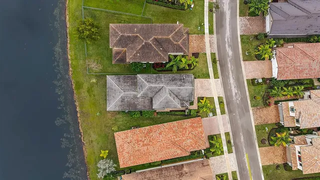 $945,000 | 11855 Southwest 13th Ct., Pembroke Pines, FL 33025