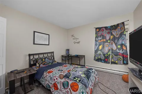 $79,900 | 7520 Hazelcrest Drive, Hazelwood, MO 63042