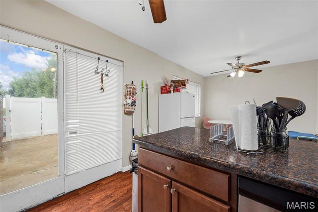 $79,900 | 7520 Hazelcrest Drive, Hazelwood, MO 63042