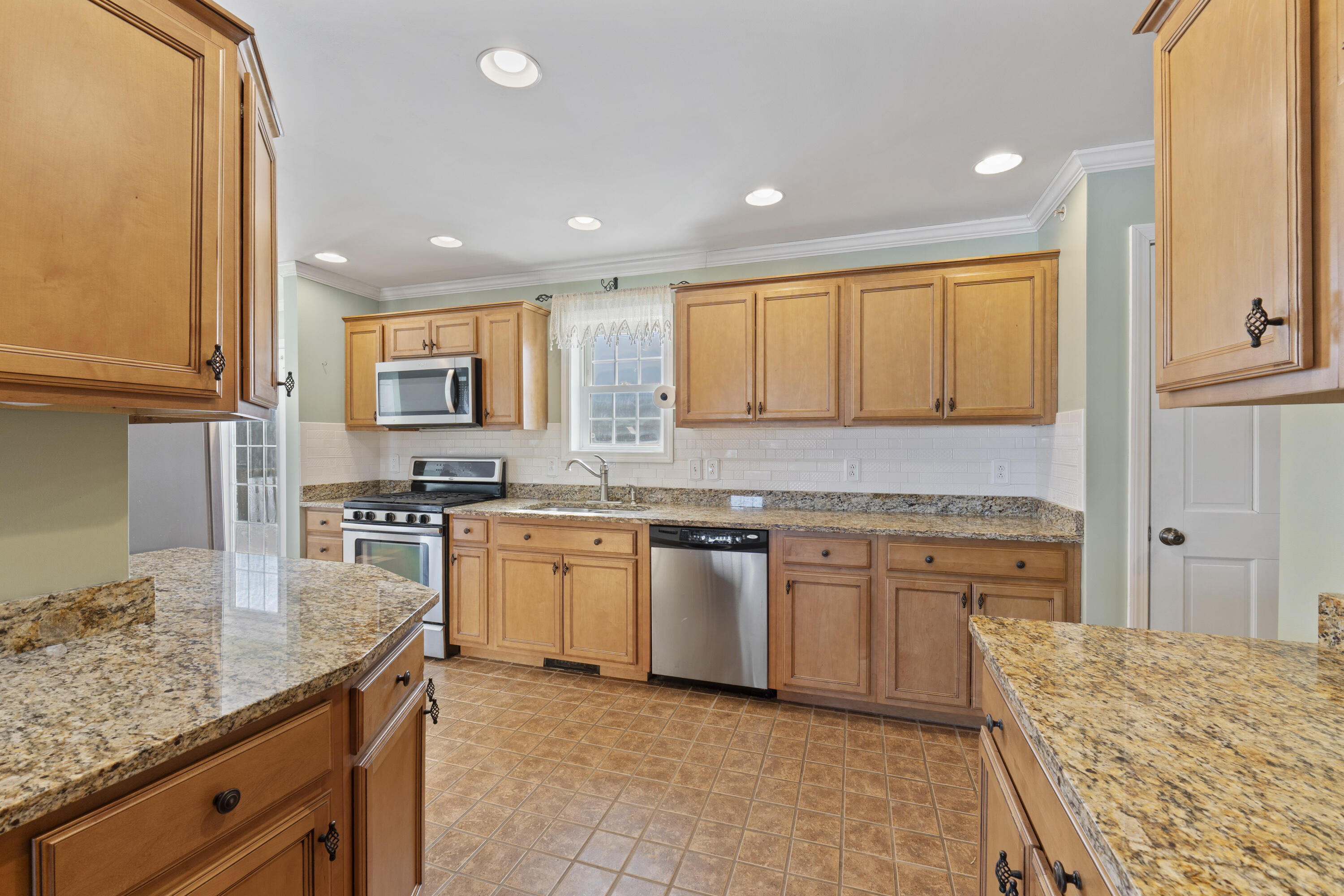 199 Stone Road Vassalboro, ME 04989 - Photo 14 of 57 199 Stone Rd_114