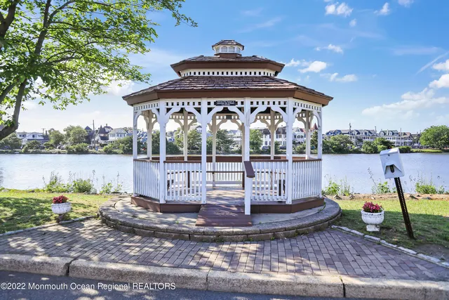 $2,375 | 1001 Central Avenue, Unit 5, Bradley Beach, NJ 07720