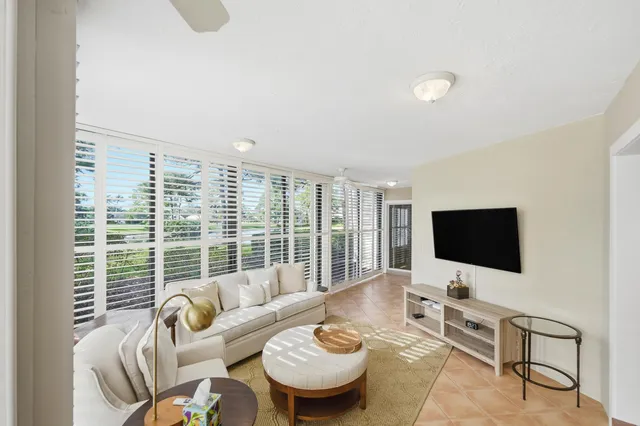 $8,500 | 6404 Southeast Brandywine Court, Unit 104, Stuart, FL 34997