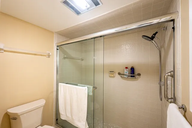 $8,500 | 6404 Southeast Brandywine Court, Unit 104, Stuart, FL 34997