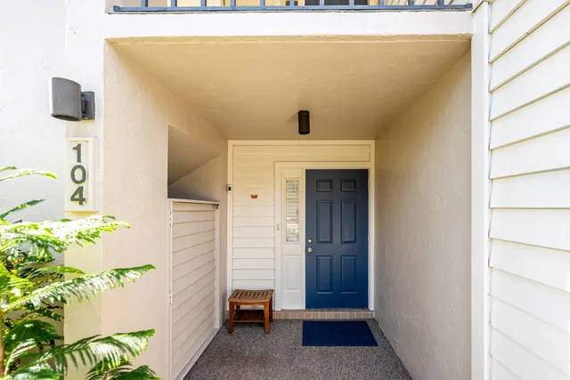 $8,500 | 6404 Southeast Brandywine Court, Unit 104, Stuart, FL 34997