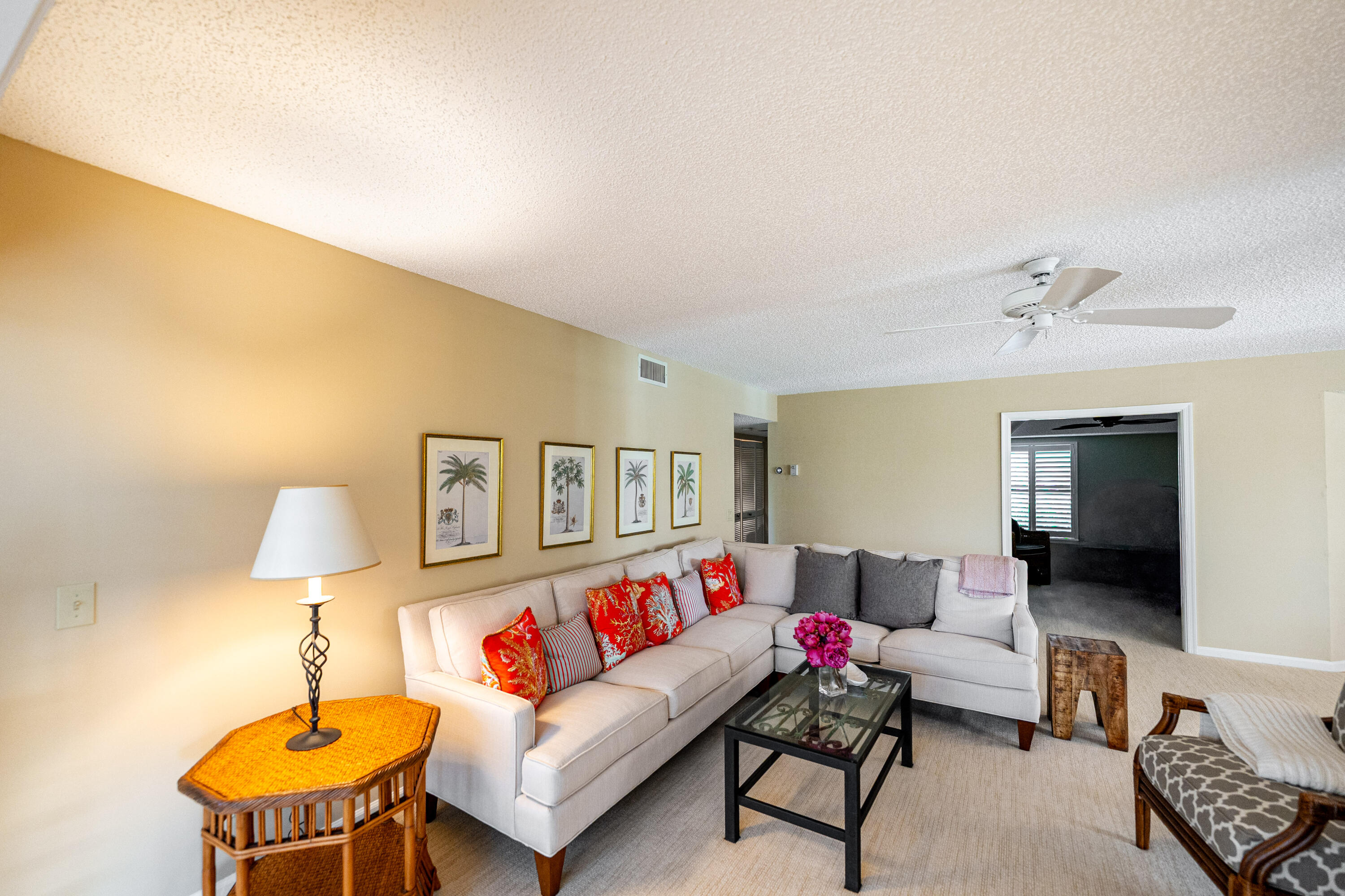 6404 Southeast Brandywine Court, Unit 104 Stuart, FL 34997 - Photo 4 of 57 Living Room