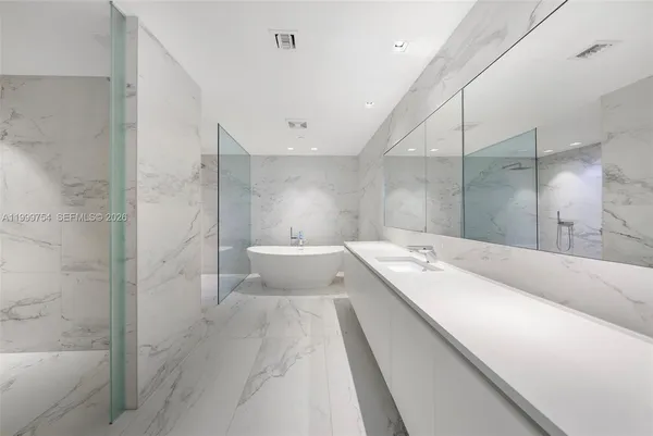 $52,000 | 1000 Biscayne Boulevard, Unit 1201, Miami, FL 33132