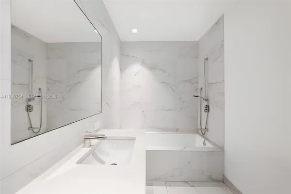 $52,000 | 1000 Biscayne Boulevard, Unit 1201, Miami, FL 33132