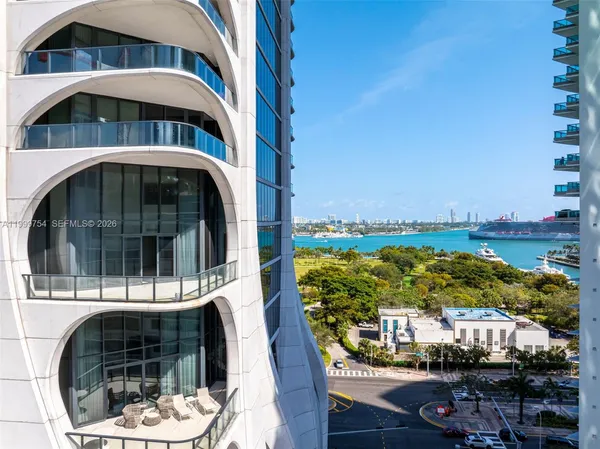 $52,000 | 1000 Biscayne Boulevard, Unit 1201, Miami, FL 33132