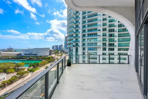 $52,000 | 1000 Biscayne Boulevard, Unit 1201, Miami, FL 33132