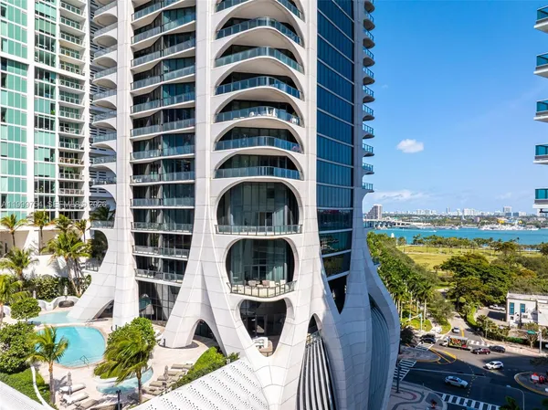$52,000 | 1000 Biscayne Boulevard, Unit 1201, Miami, FL 33132