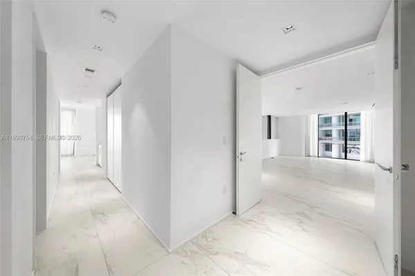 $52,000 | 1000 Biscayne Boulevard, Unit 1201, Miami, FL 33132