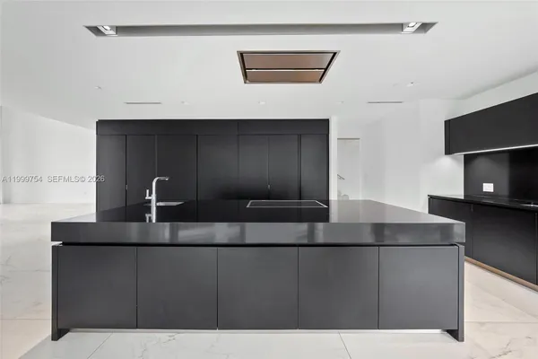 $52,000 | 1000 Biscayne Boulevard, Unit 1201, Miami, FL 33132