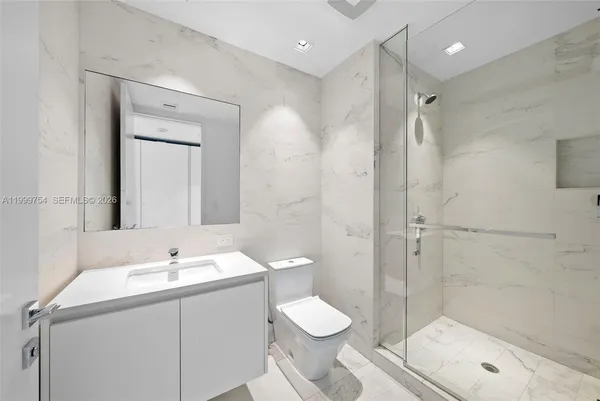 $52,000 | 1000 Biscayne Boulevard, Unit 1201, Miami, FL 33132
