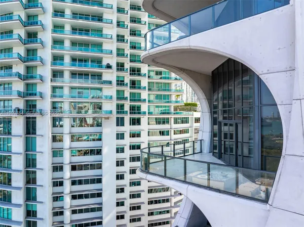 $52,000 | 1000 Biscayne Boulevard, Unit 1201, Miami, FL 33132