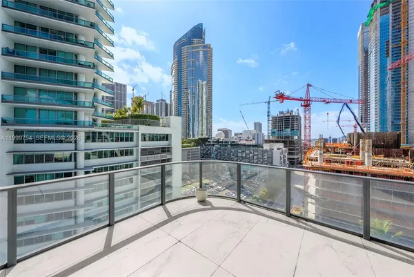 $52,000 | 1000 Biscayne Boulevard, Unit 1201, Miami, FL 33132