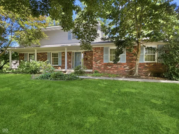 $495,000 | 3810 Lakeside Drive, Columbus, IN 47203