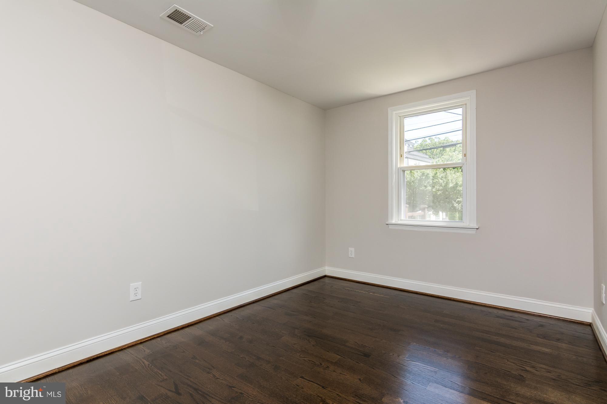 6639 St Barnabas Road Oxon Hill, MD 20745 - Photo 13 of 26 Bedroom