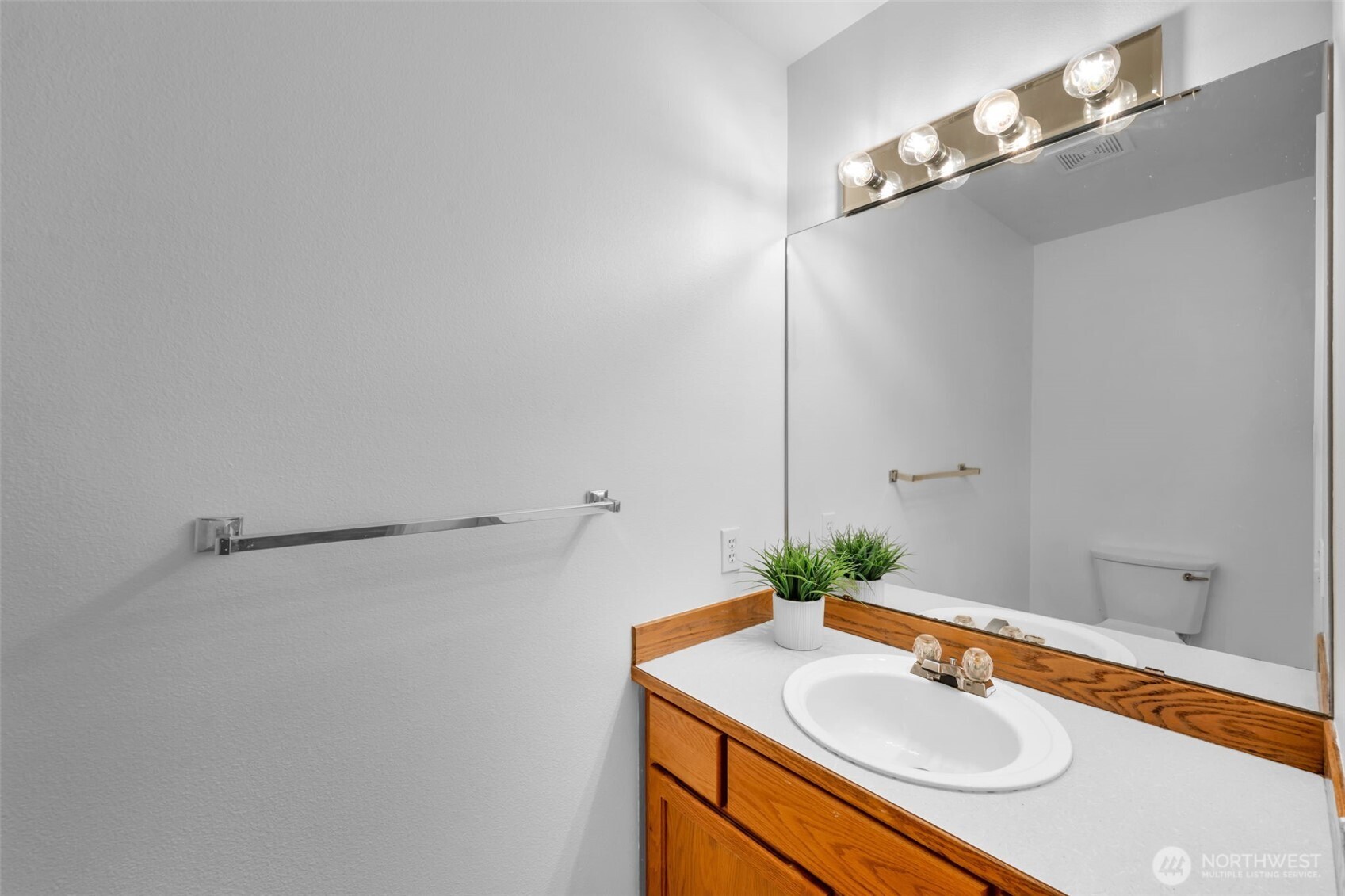 820 Grimes Road Bothell, WA 98012 - Photo 17 of 39