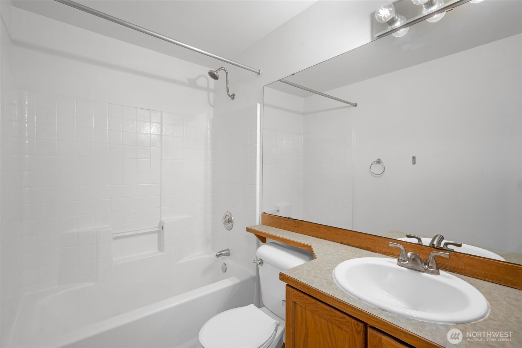 820 Grimes Road Bothell, WA 98012 - Photo 25 of 39