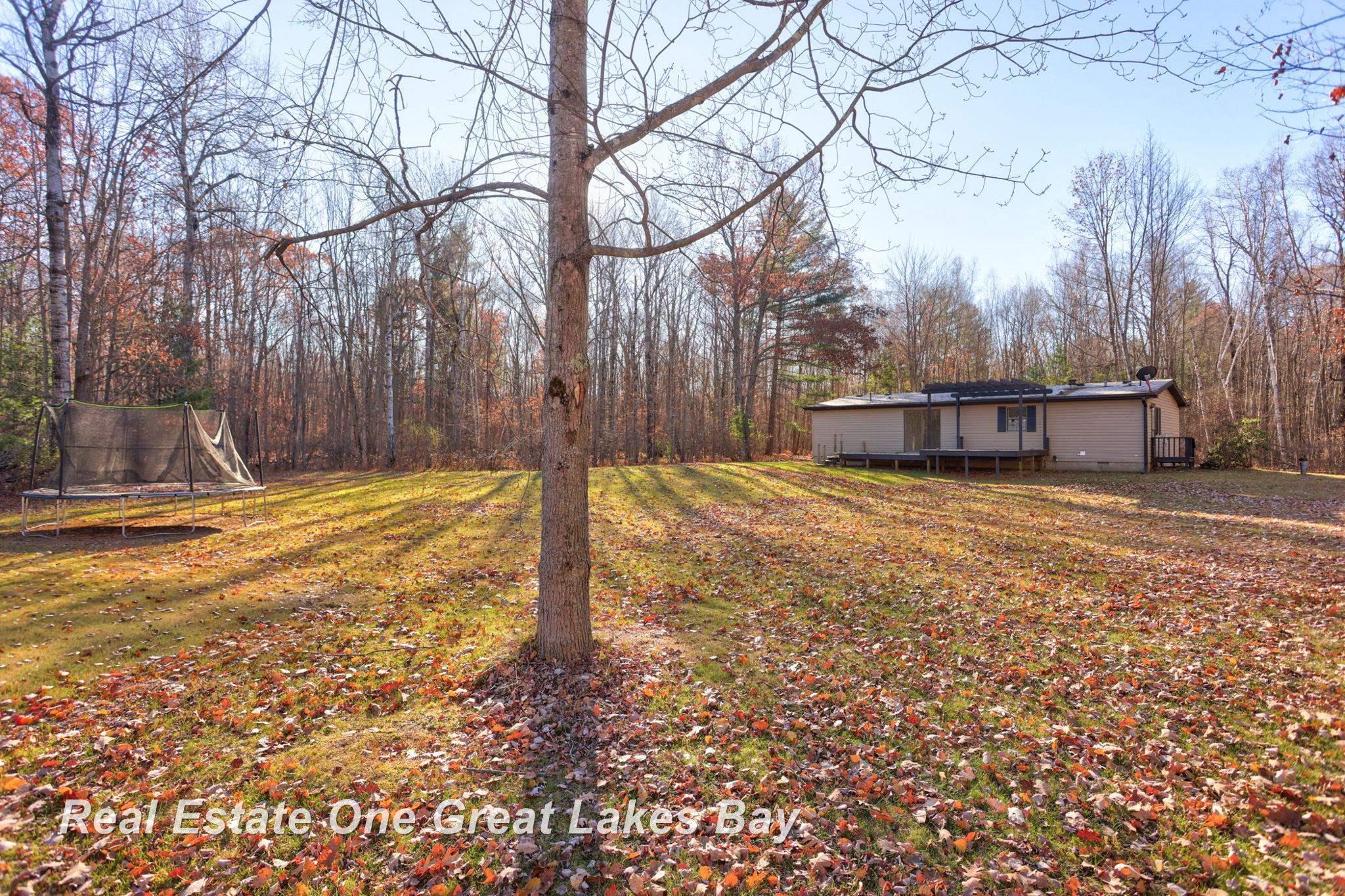 7454 North Jefferson Road Rhodes, MI 48652 - Photo 39 of 52