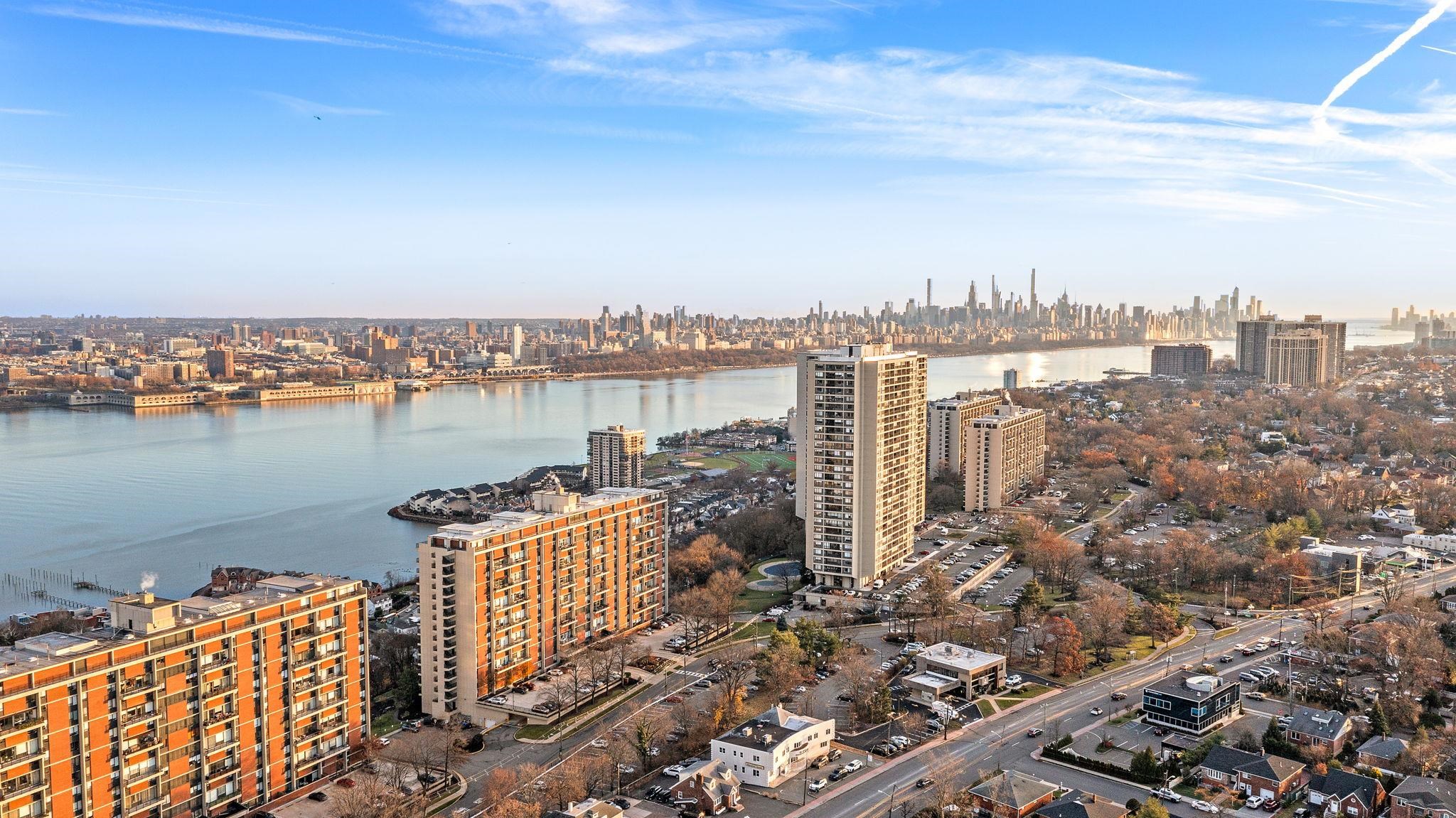 3 Horizon Road, Unit G11 Fort Lee, NJ 07024 - Photo 24 of 25