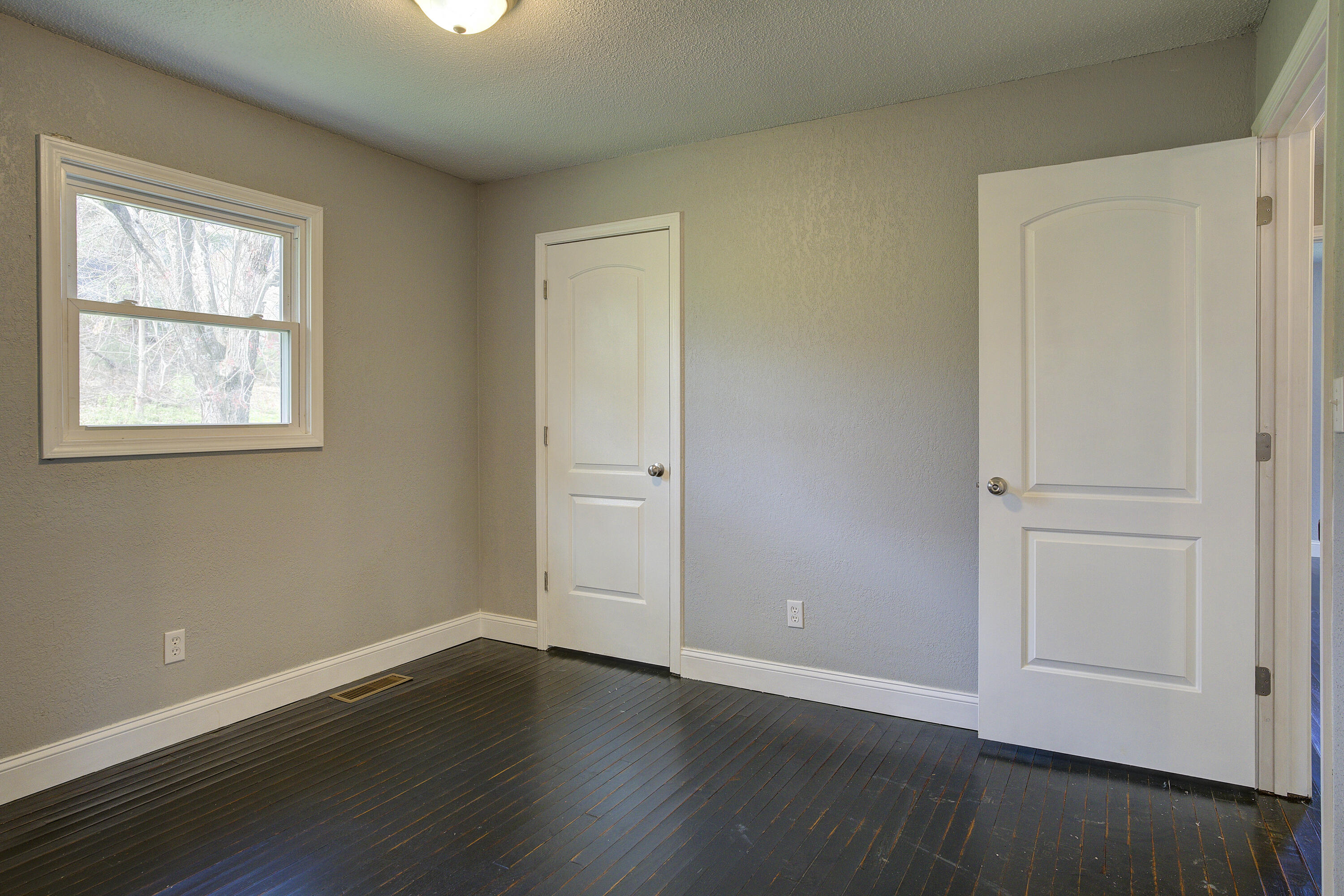 1508 Sun Valley Road Johnson City, TN 37604 - Photo 22 of 49 SUN--14
