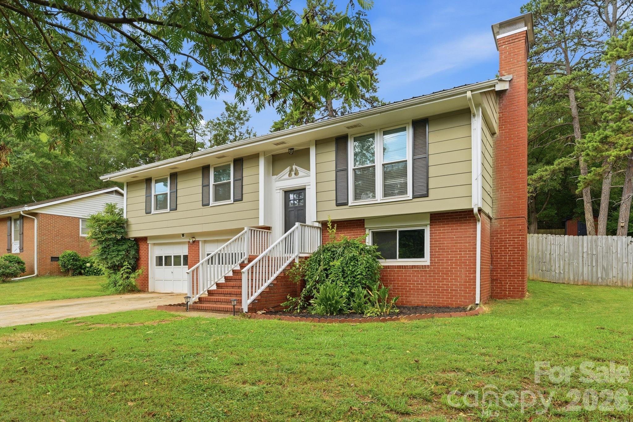2080 South Point Road Belmont, NC 28012 - Photo 4 of 35