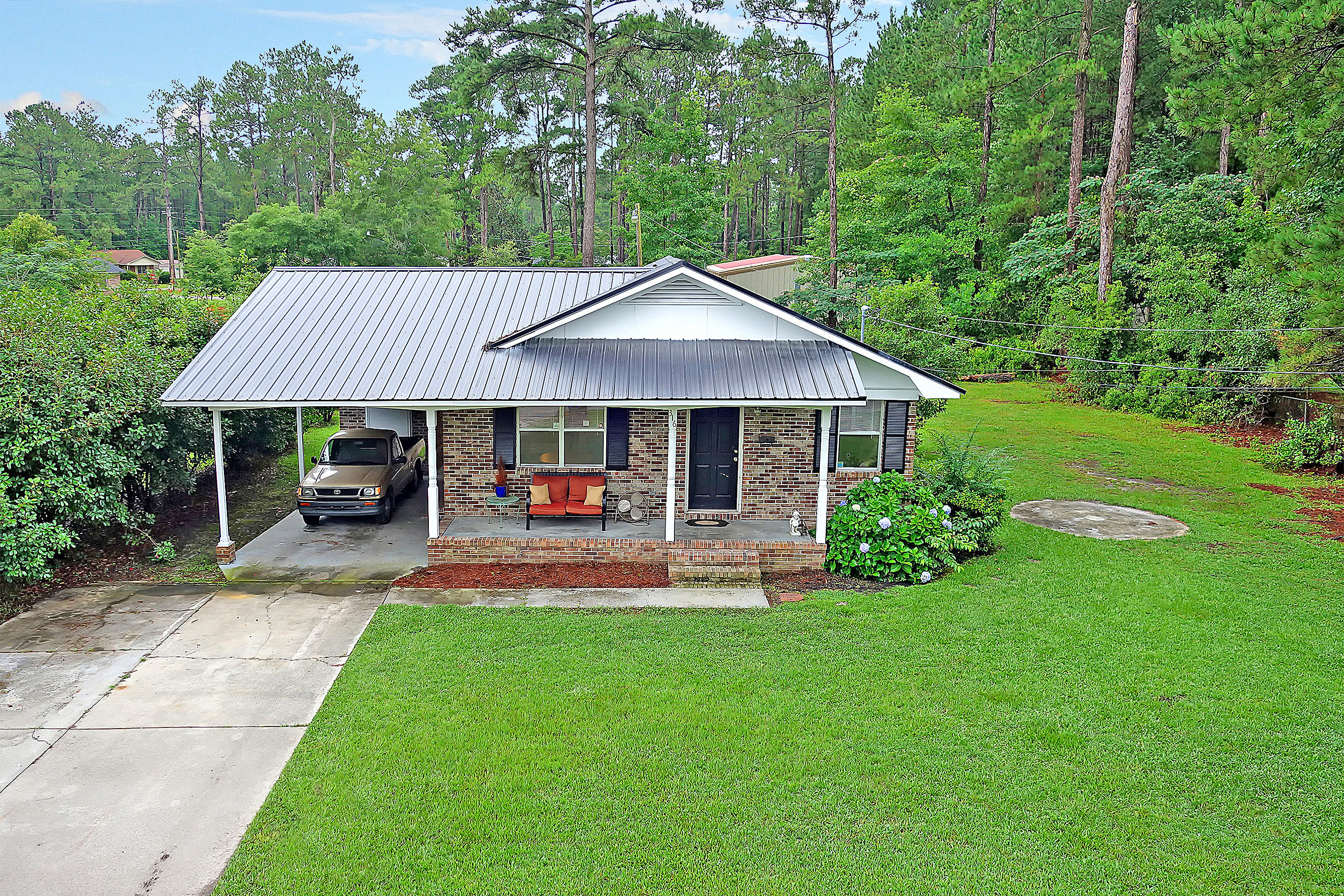 316 Pine Needle Road Walterboro, SC 29488 - Photo 3 of 21 DSC01361 copy