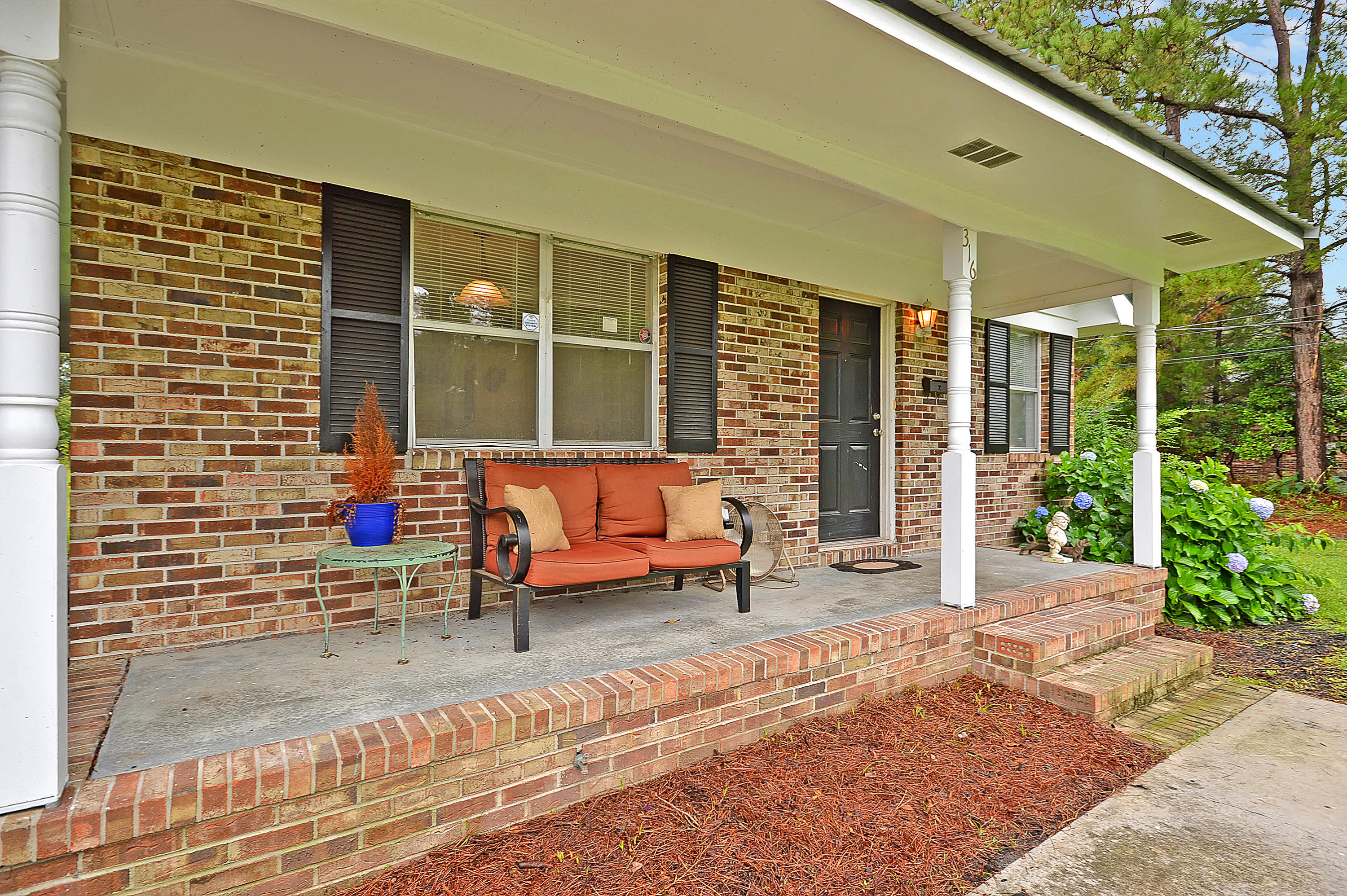 316 Pine Needle Road Walterboro, SC 29488 - Photo 7 of 21 DSC_0032 copy