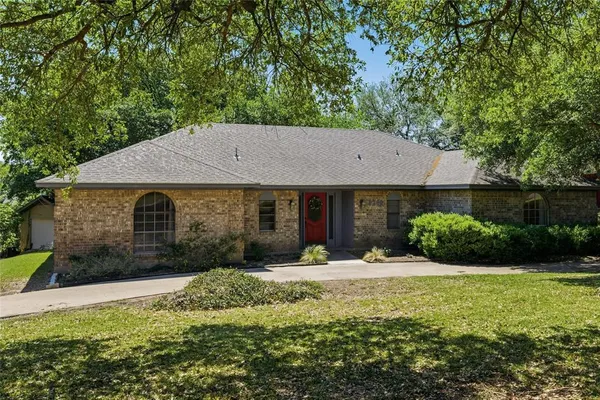 $365,000 | 8240 Forest Ridge Drive, Woodway, TX 76712