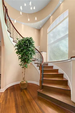 $950,000 | 2801 North Lentz Road, Independence, MO 64058