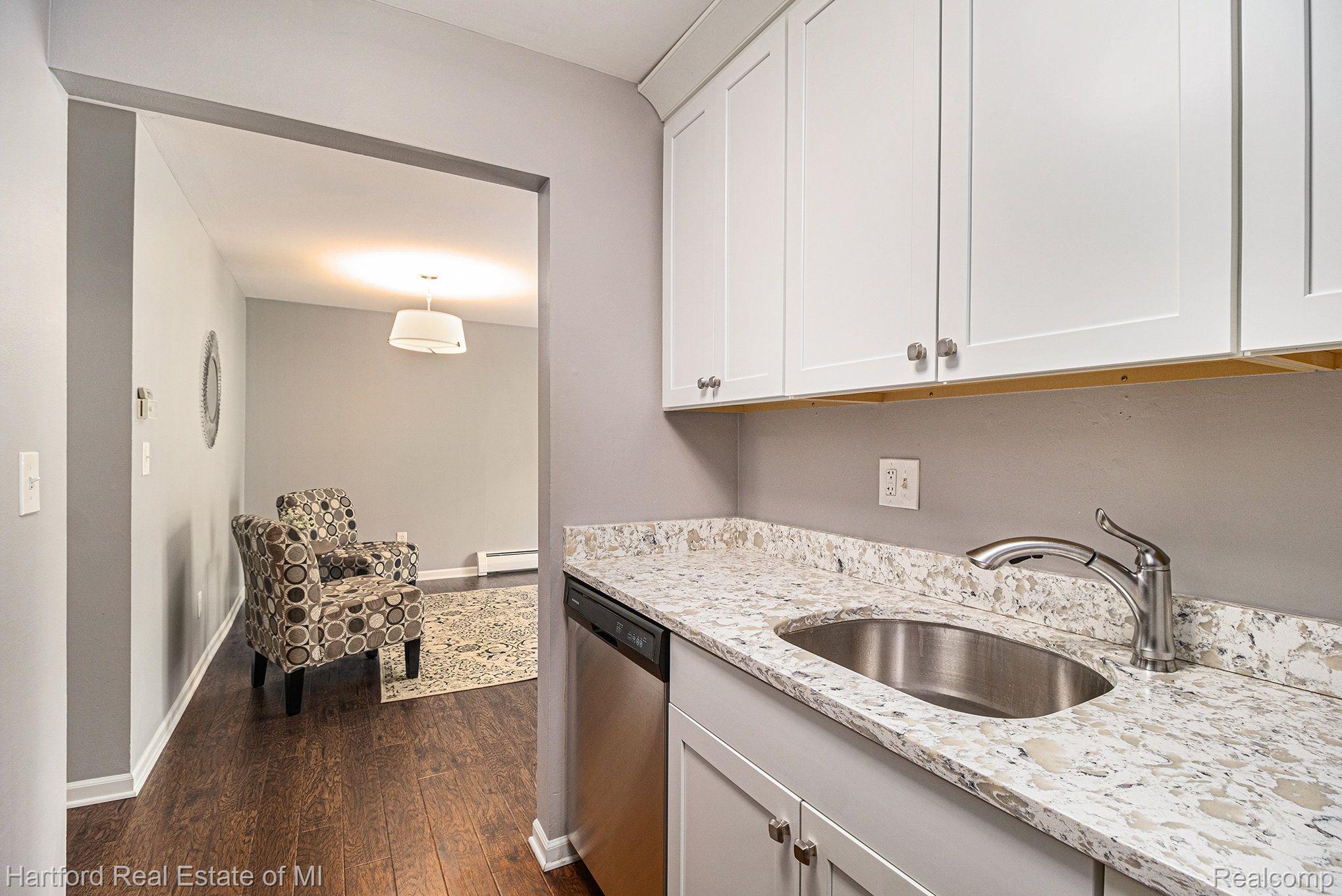 4913 Crooks Road, Unit F3 Royal Oak, MI 48073 - Photo 6 of 18 Gallery Image 6